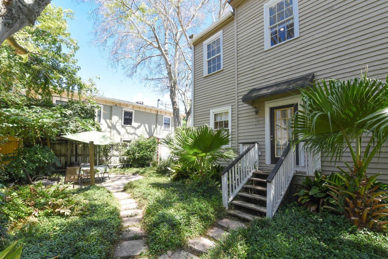 Gallery Art Off St Parking Near Forsyth Park * Savannah